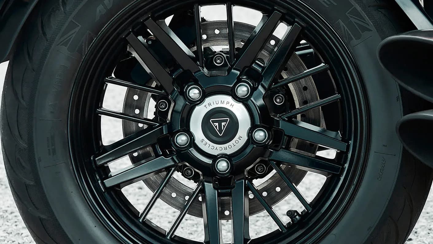 Triumph Rocket 3 all new intricate 20-spoke wheels, made of lightweight cast aluminium in a contemporary design with a blacked-out finish.